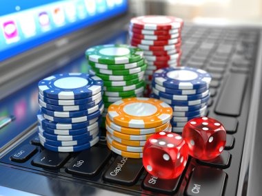 maka77 platform displaying football markets, live dealer tables, slot games, and esports tournaments